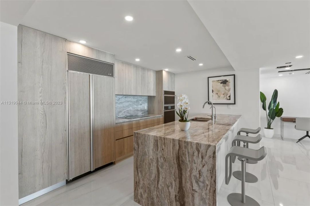 1500 Ocean Drive
