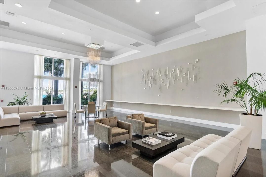 Grand Venetian