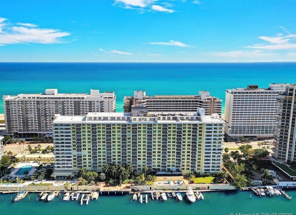 5600 Condominium