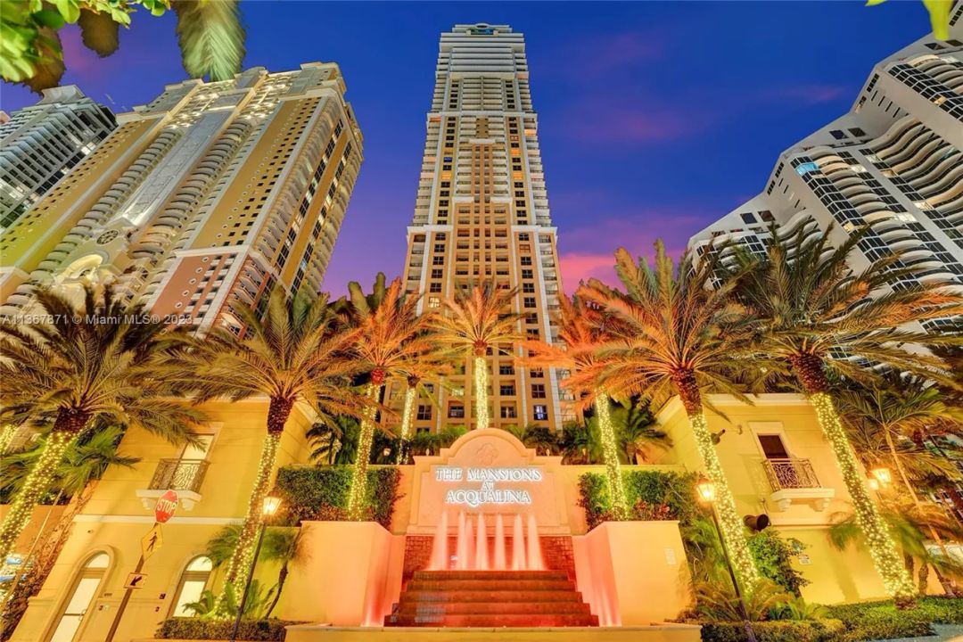 Mansions at Acqualina