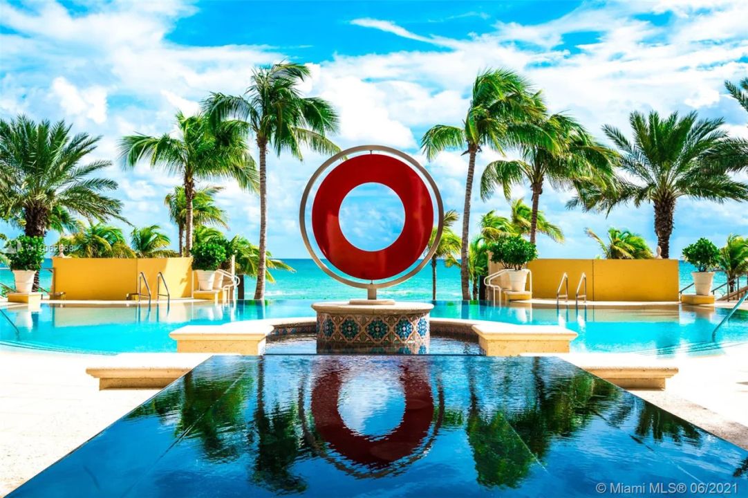 Mansions at Acqualina