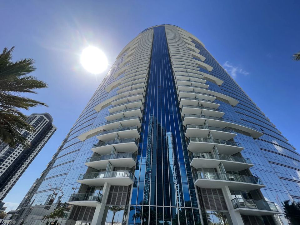 Paramount Miami Worldcenter