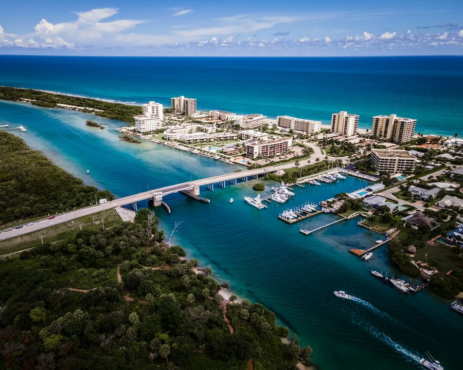 The Miami Flood Zone Pricing Myth: 22,000 Sales Analyzed
