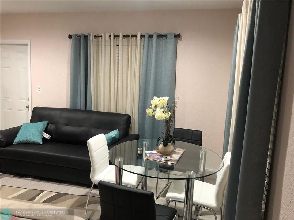 Active With Contract: $1,200 (1 beds, 1 baths, 0 Square Feet)