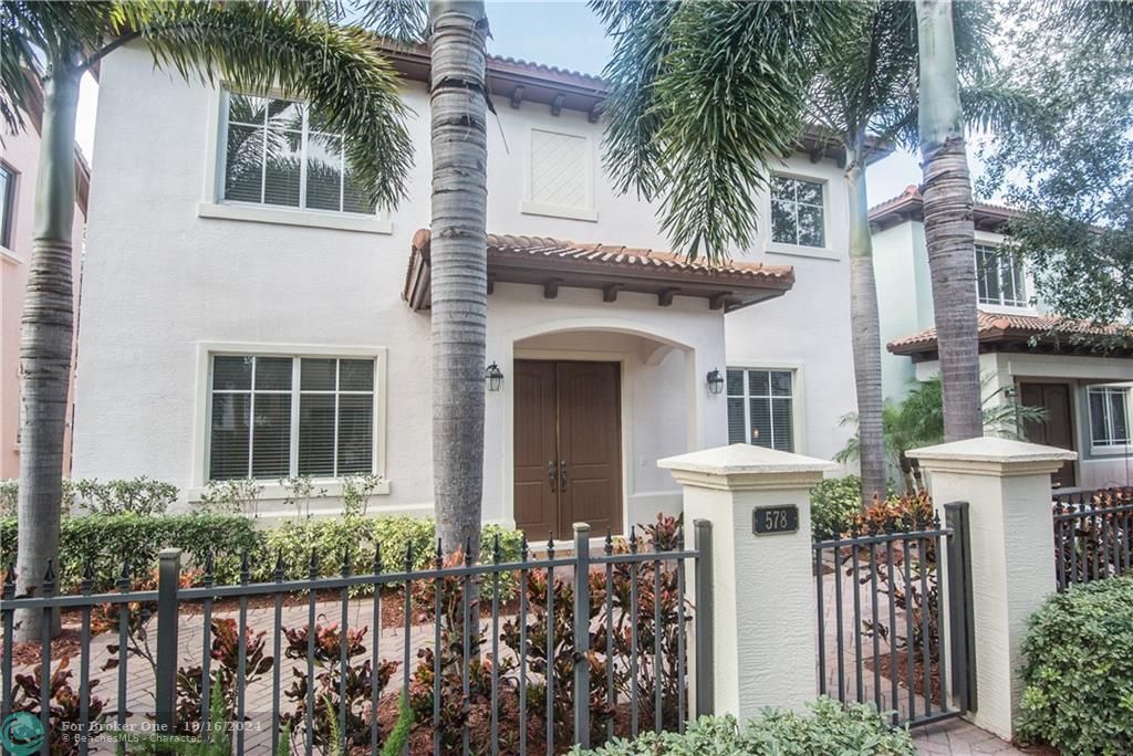 Recently Sold: $635,000 (4 beds, 2 baths, 2646 Square Feet)