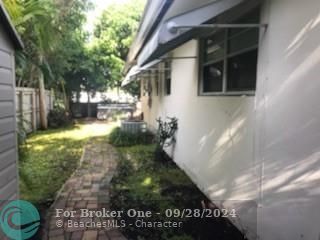 Recently Sold: $370,000 (2 beds, 2 baths, 1792 Square Feet)