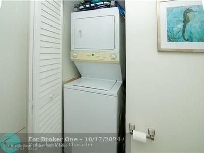 Vendido Recientemente: $424,000 (1 camas, 1 baños, 1080 Pies cuadrados)