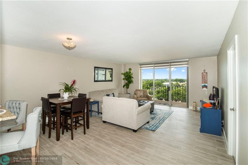 Recently Sold: $259,900 (1 beds, 1 baths, 870 Square Feet)