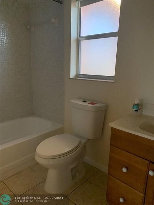 Recently Sold: $39,900 (1 beds, 1 baths, 640 Square Feet)