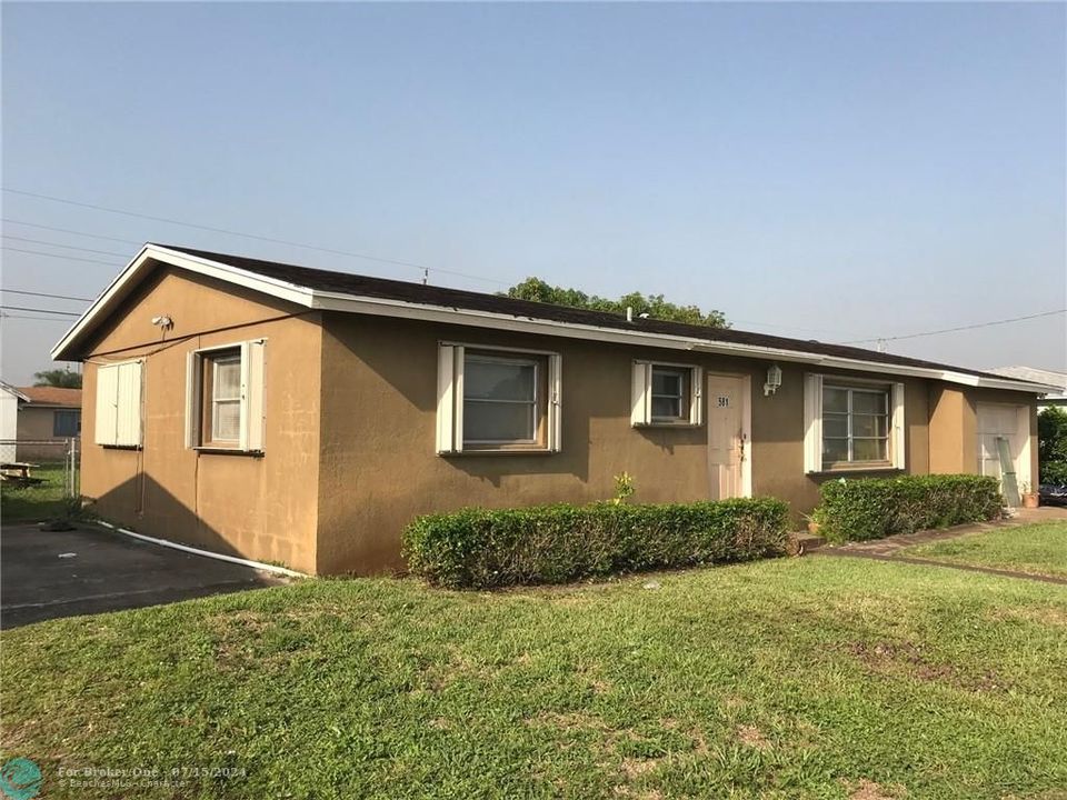Recently Sold: $118,000 (3 beds, 2 baths, 1008 Square Feet)