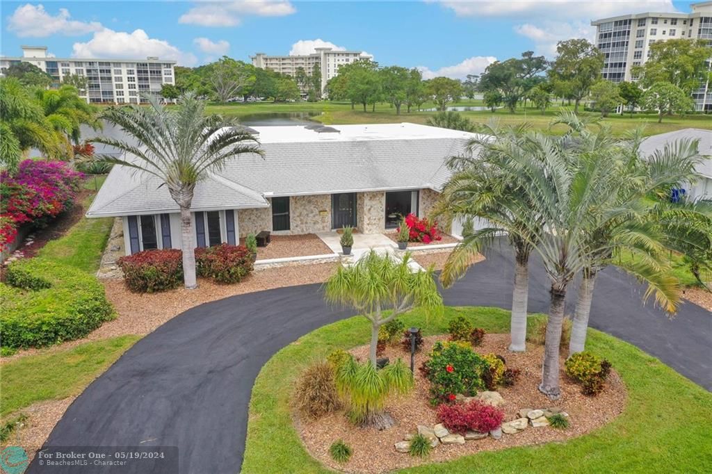 Recently Sold: $629,000 (4 beds, 3 baths, 2972 Square Feet)