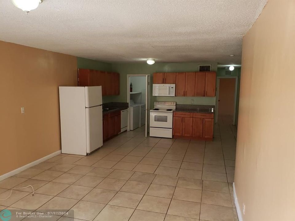 Recently Sold: $1,500 (3 beds, 2 baths, 1200 Square Feet)
