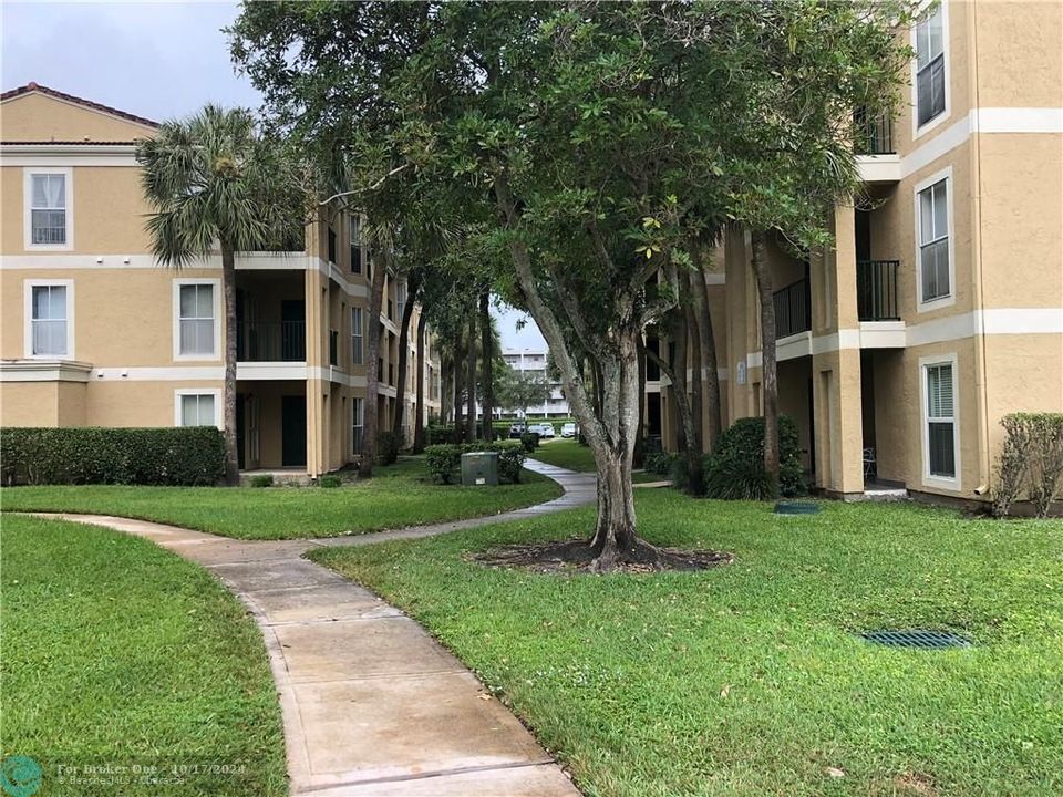 Recently Sold: $125,000 (1 beds, 1 baths, 780 Square Feet)