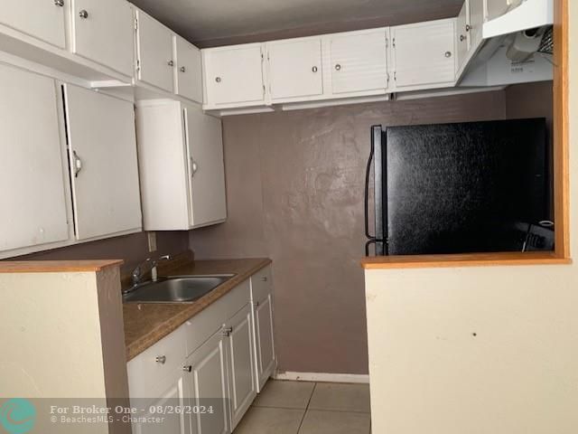 Vendido Recientemente: $105,000 (3 camas, 1 baños, 836 Pies cuadrados)