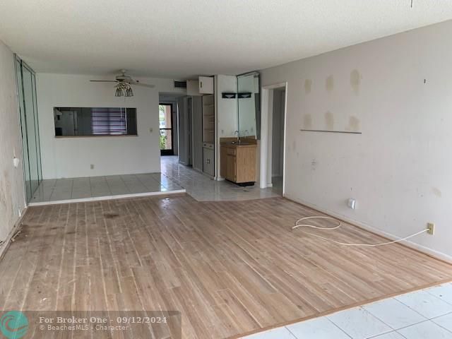 Recently Sold: $134,900 (2 beds, 2 baths, 1399 Square Feet)