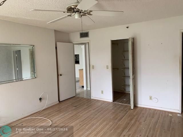 Recently Sold: $134,900 (2 beds, 2 baths, 1399 Square Feet)