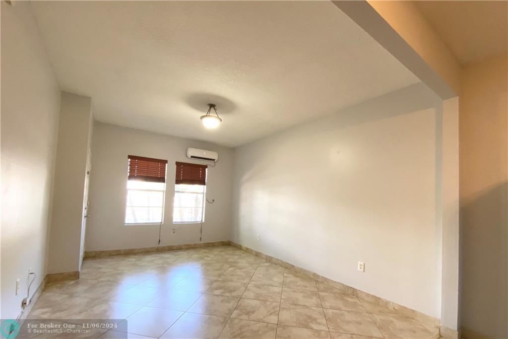 Recently Rented: $995 (0 beds, 1 baths, 6250 Square Feet)