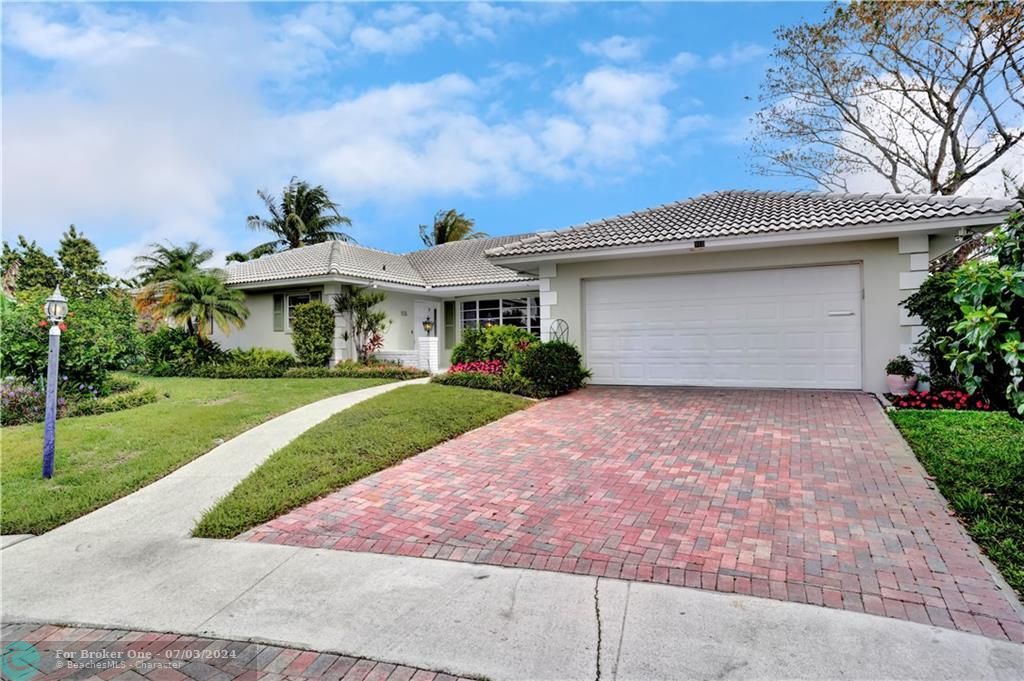 Recently Sold: $1,149,000 (4 beds, 3 baths, 2223 Square Feet)