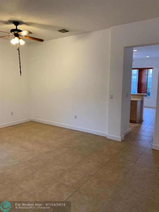 Active With Contract: $1,795 (2 beds, 2 baths, 1560 Square Feet)