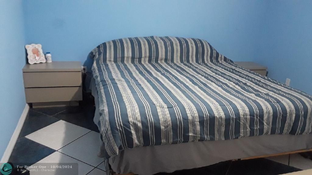 Recientemente alquilado: $55,000 (0 camas, 0 baños, 1600 Pies cuadrados)