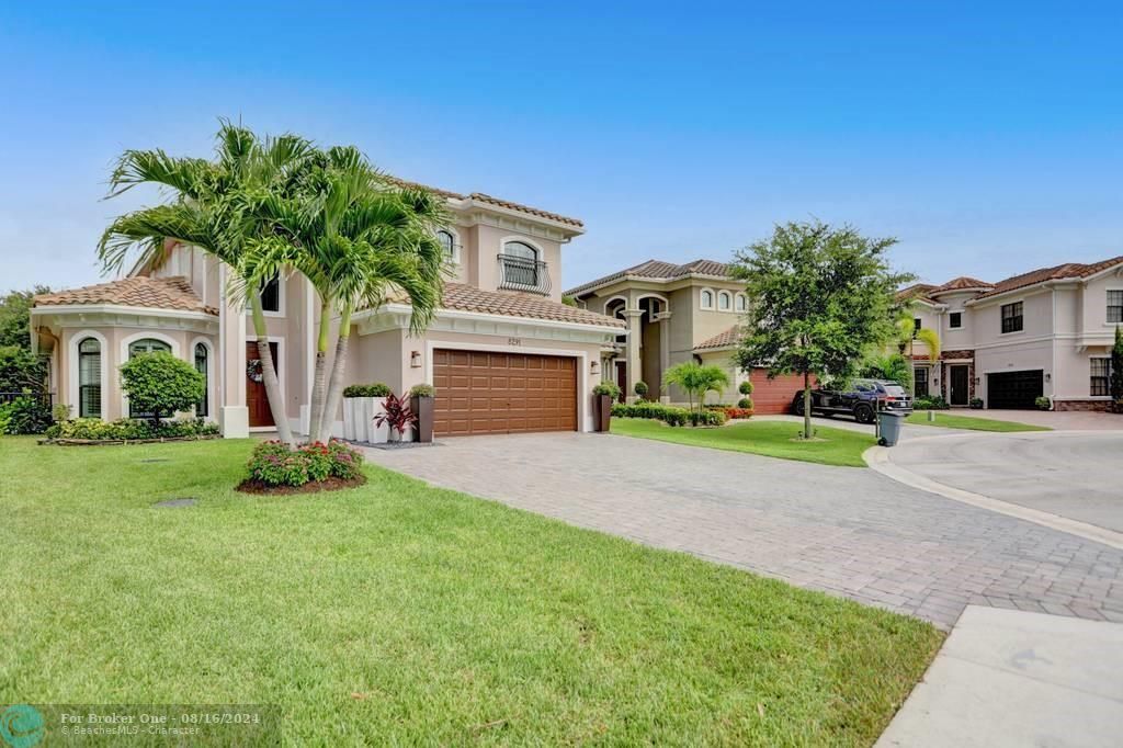 Recently Sold: $789,900 (5 beds, 4 baths, 3159 Square Feet)