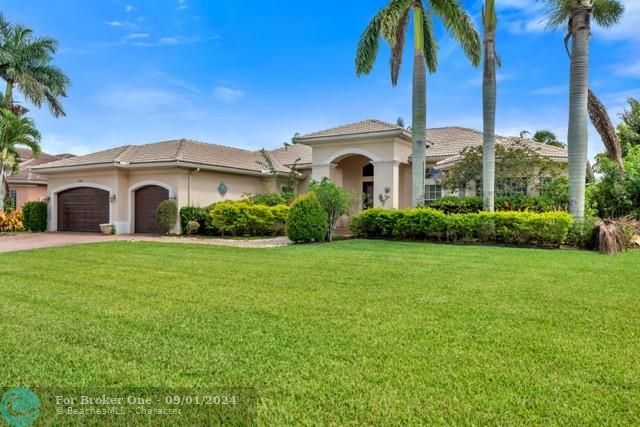 Recently Sold: $860,000 (5 beds, 4 baths, 3567 Square Feet)