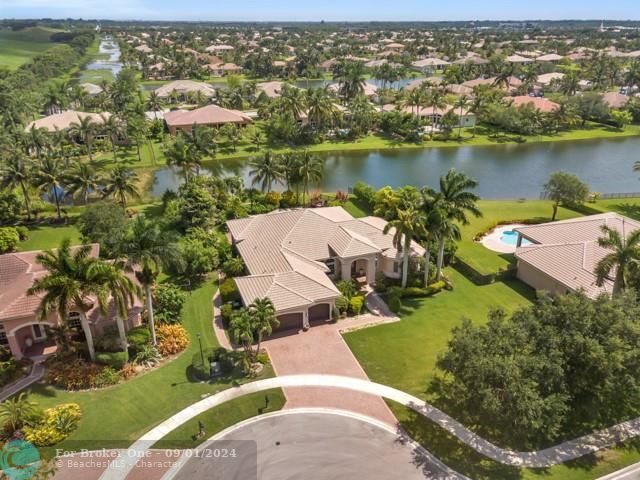 Recently Sold: $860,000 (5 beds, 4 baths, 3567 Square Feet)