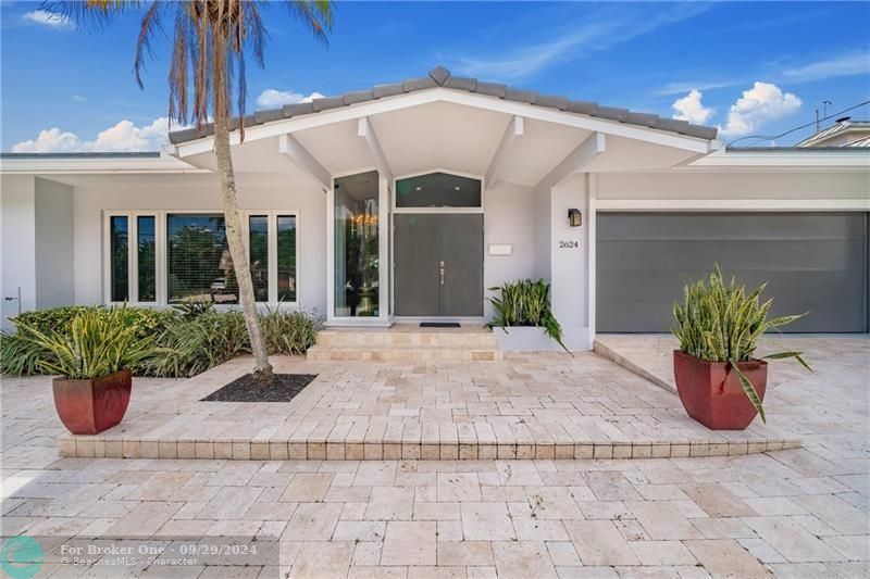 Recently Sold: $1,499,000 (3 beds, 2 baths, 2229 Square Feet)