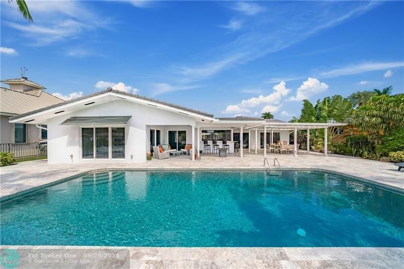 Recently Sold: $1,499,000 (3 beds, 2 baths, 2229 Square Feet)