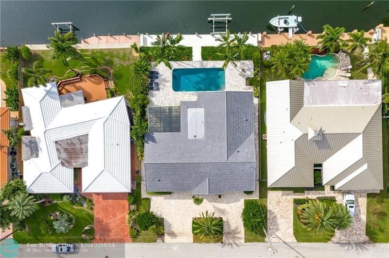 Vendido Recientemente: $1,499,000 (3 camas, 2 baños, 2229 Pies cuadrados)