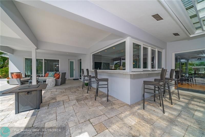 Recently Sold: $1,499,000 (3 beds, 2 baths, 2229 Square Feet)