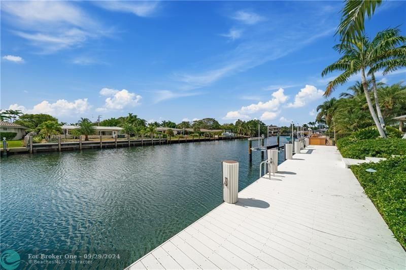 Recently Sold: $1,499,000 (3 beds, 2 baths, 2229 Square Feet)