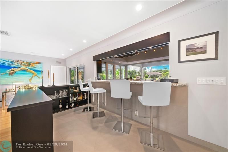 Recently Sold: $1,499,000 (3 beds, 2 baths, 2229 Square Feet)