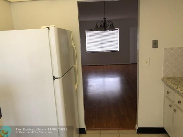 Recently Sold: $49,900 (1 beds, 1 baths, 735 Square Feet)