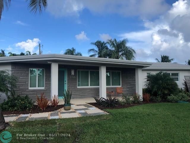 Recently Sold: $799,900 (4 beds, 3 baths, 2444 Square Feet)