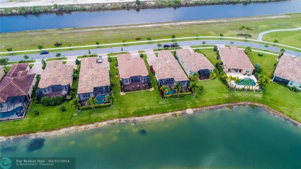 Recently Sold: $479,900 (3 beds, 2 baths, 2054 Square Feet)