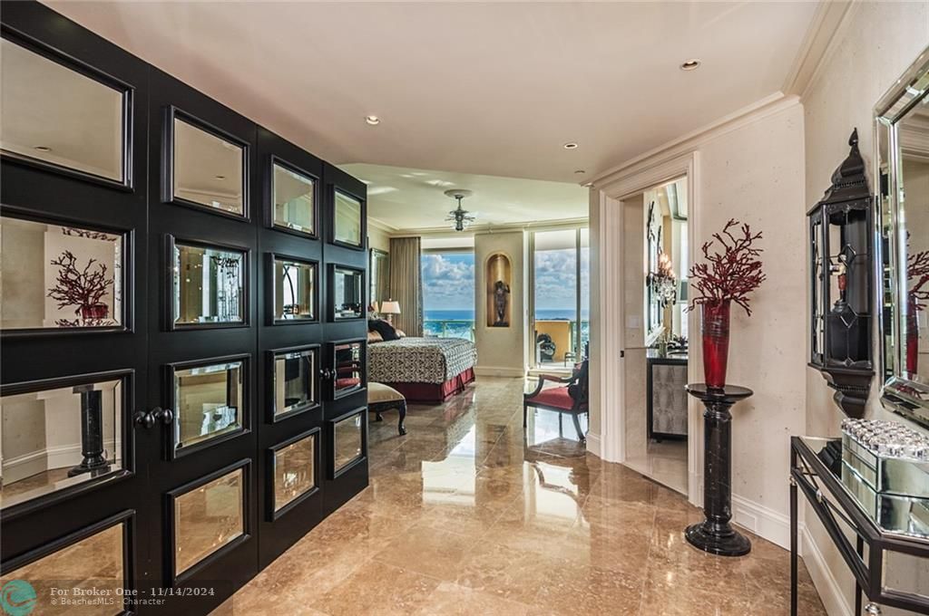 Recently Sold: $3,590,000 (3 beds, 4 baths, 4200 Square Feet)