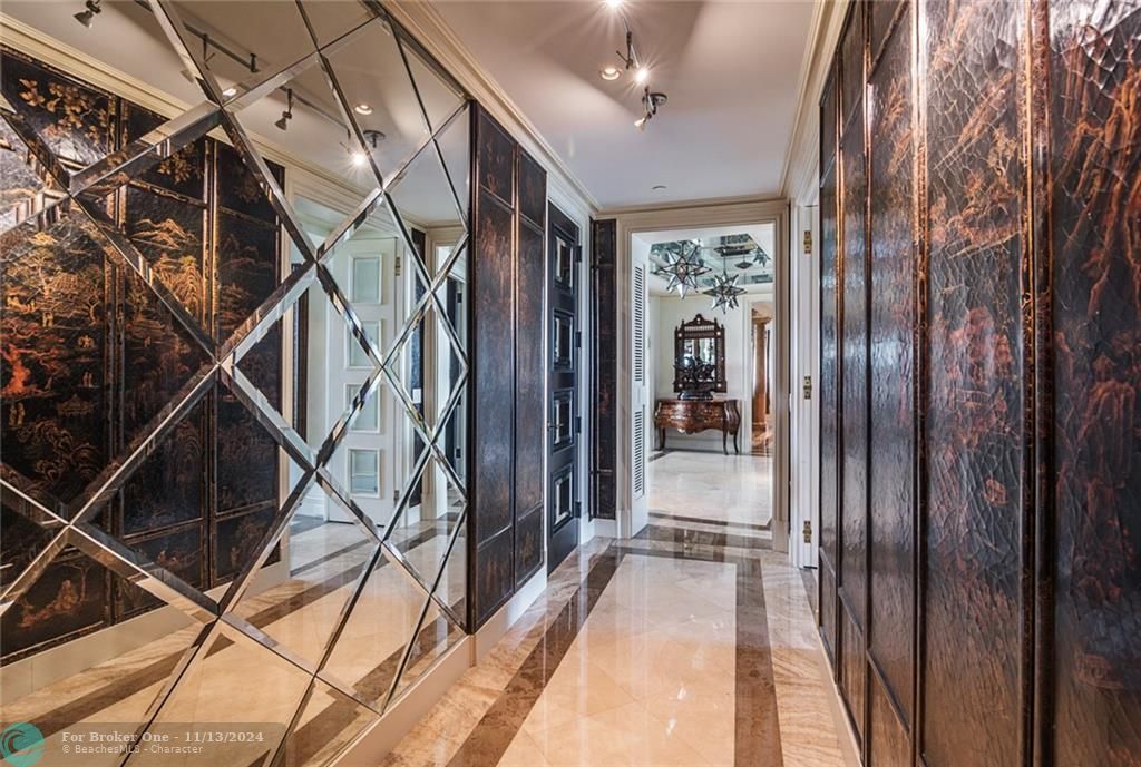 Recently Sold: $3,590,000 (3 beds, 4 baths, 4200 Square Feet)