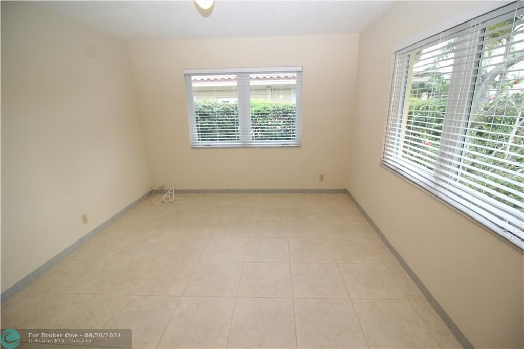 Recently Rented: $2,800 (2 beds, 2 baths, 1260 Square Feet)