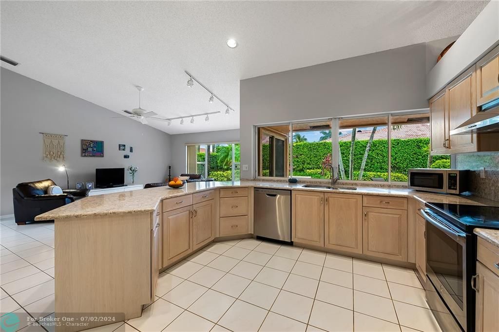 Recently Sold: $655,000 (4 beds, 2 baths, 0 Square Feet)