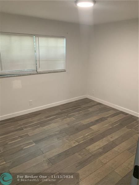 Active With Contract: $1,995 (2 beds, 2 baths, 5184 Square Feet)