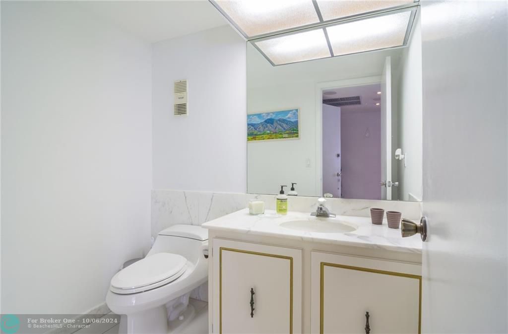 Recently Sold: $1,900,000 (3 beds, 2 baths, 1930 Square Feet)