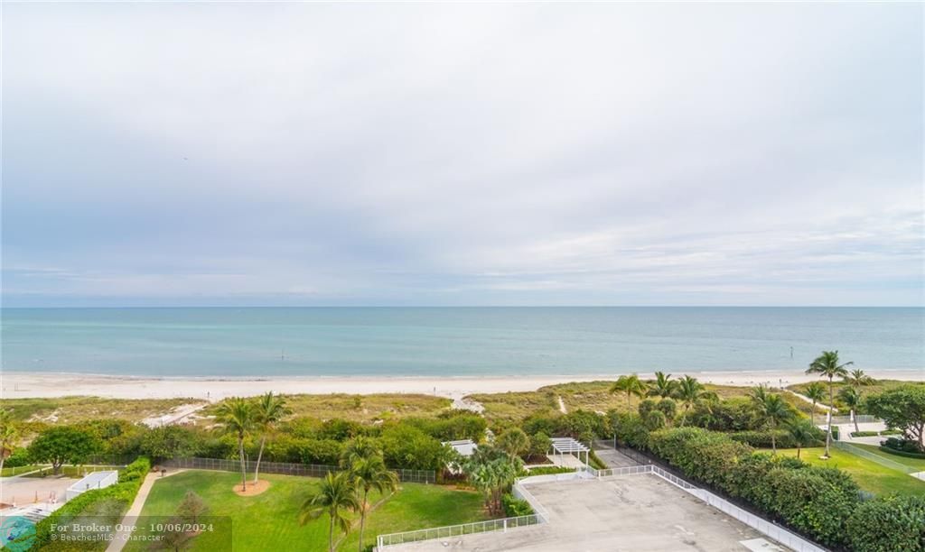 Recently Sold: $1,900,000 (3 beds, 2 baths, 1930 Square Feet)