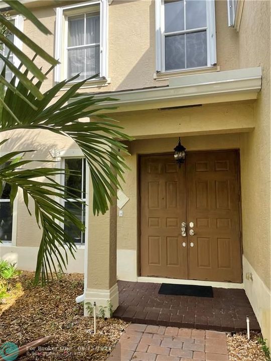 Active With Contract: $4,400 (5 beds, 3 baths, 3254 Square Feet)