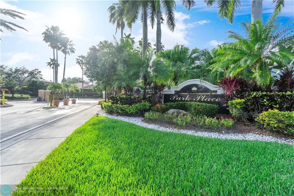 Recently Sold: $759,000 (5 beds, 3 baths, 3178 Square Feet)