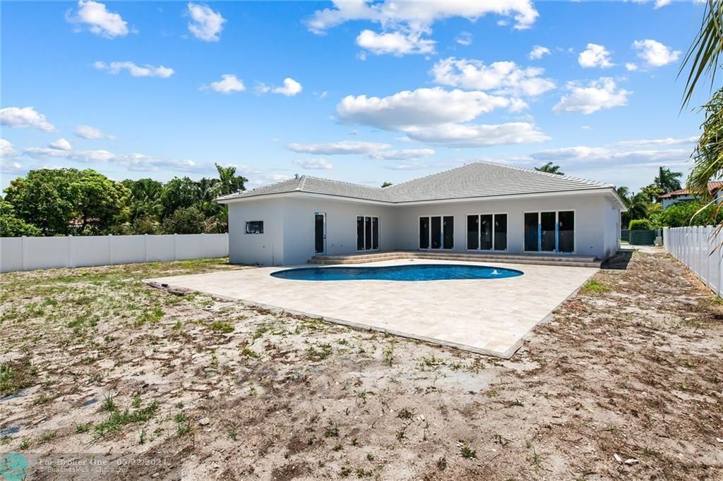 Recently Sold: $2,100,000 (4 beds, 3 baths, 0 Square Feet)