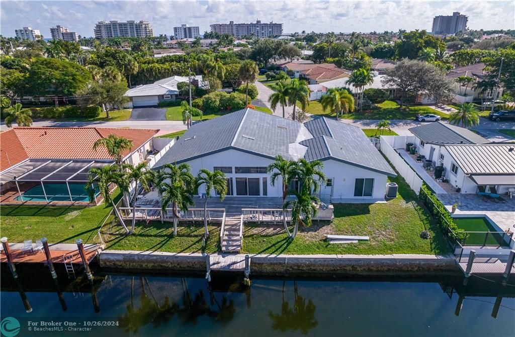 Active With Contract: $1,699,995 (3 beds, 2 baths, 2782 Square Feet)