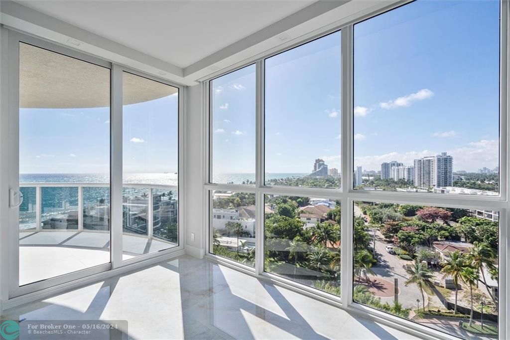 Recently Sold: $3,400,000 (3 beds, 3 baths, 2661 Square Feet)
