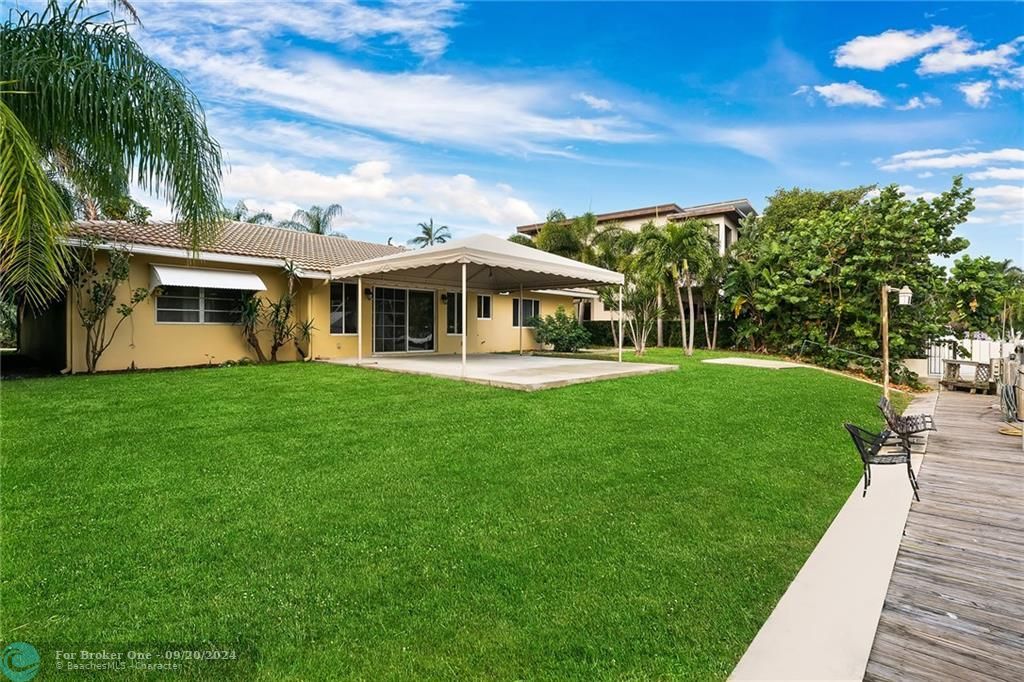 Recently Sold: $1,275,000 (2 beds, 2 baths, 0 Square Feet)