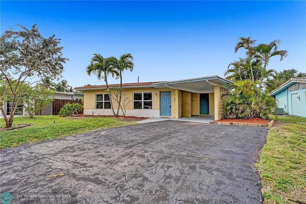 Recently Sold: $495,000 (3 beds, 2 baths, 1614 Square Feet)